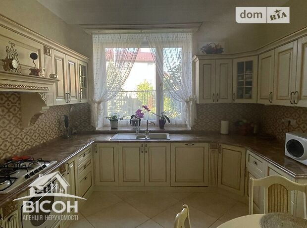 одноэтажный дом с камином, 350 кв. м, кирпич. Продажа в Тернополе район Старый парк фото 1 одноэтажный дом с камином, 350 кв. м, кирпич. Продажа в Тернополе район Старый парк фото 1