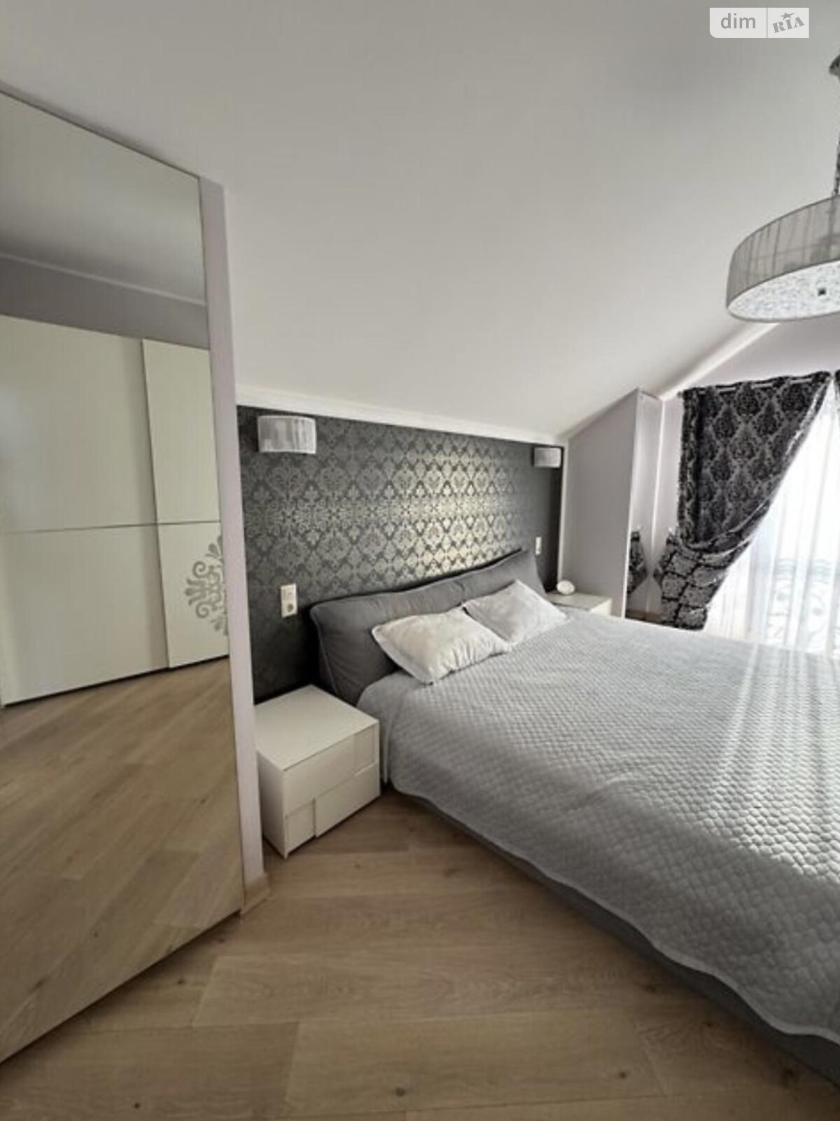 двоповерховий будинок, 227 кв. м, кирпич. Продаж в Тернополі, район Старий парк фото 1 двоповерховий будинок, 227 кв. м, кирпич. Продаж в Тернополі, район Старий парк фото 1