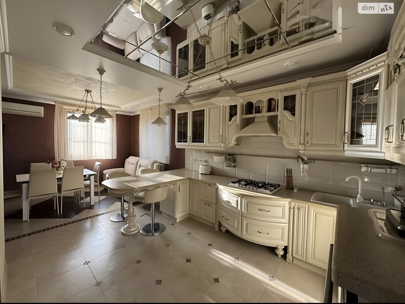 двоповерховий будинок, 227 кв. м, кирпич. Продаж в Тернополі, район Старий парк фото 1 двоповерховий будинок, 227 кв. м, кирпич. Продаж в Тернополі, район Старий парк фото 1