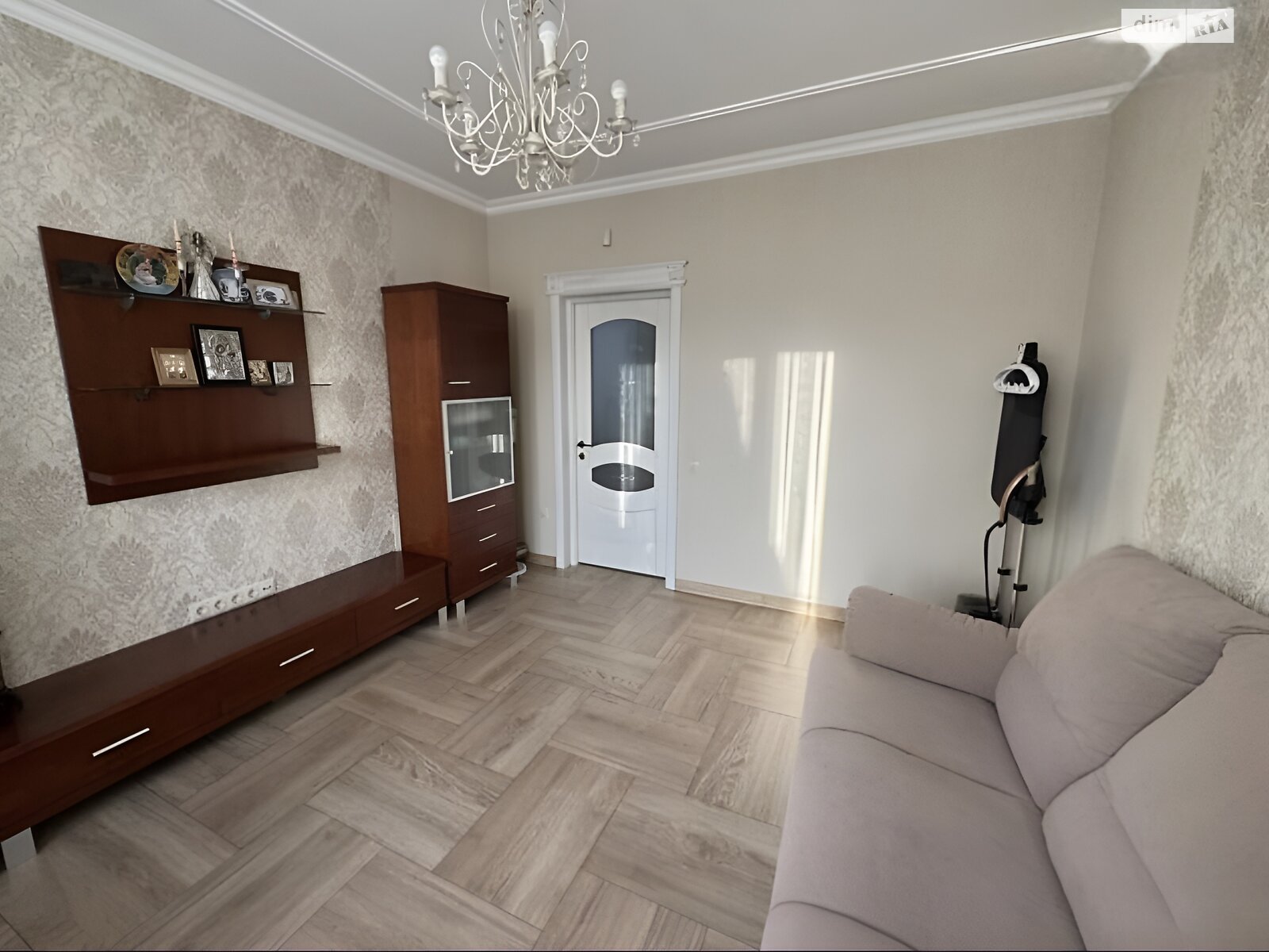 двоповерховий будинок, 227 кв. м, кирпич. Продаж в Тернополі, район Старий парк фото 1 двоповерховий будинок, 227 кв. м, кирпич. Продаж в Тернополі, район Старий парк фото 1