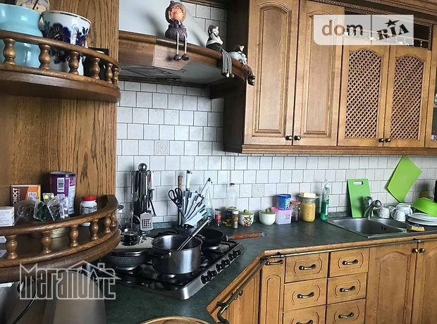 Продаж будинку, 350м², Тернопіль, р‑н. Старий парк, р-н Обласноі лікарні Продаж будинку, 350м², Тернопіль, р‑н. Старий парк, р-н Обласноі лікарні
