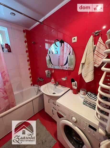 трехэтажный дом с садом, 118 кв. м, кирпич. Продажа в Ступках (Тернопольская обл.) фото 1 трехэтажный дом с садом, 118 кв. м, кирпич. Продажа в Ступках (Тернопольская обл.) фото 1