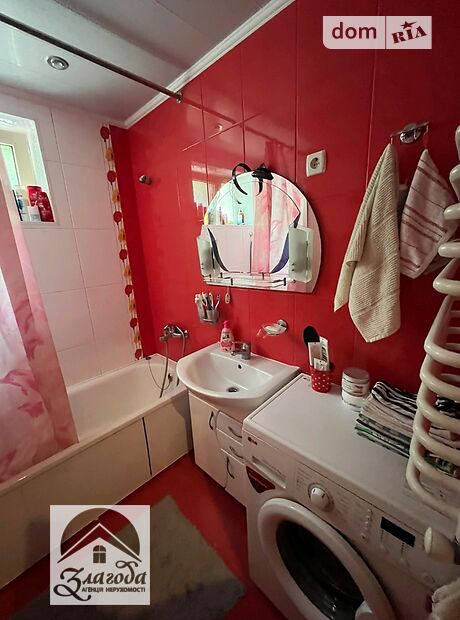 трехэтажный дом с садом, 118 кв. м, кирпич. Продажа в Ступках (Тернопольская обл.) фото 1 трехэтажный дом с садом, 118 кв. м, кирпич. Продажа в Ступках (Тернопольская обл.) фото 1
