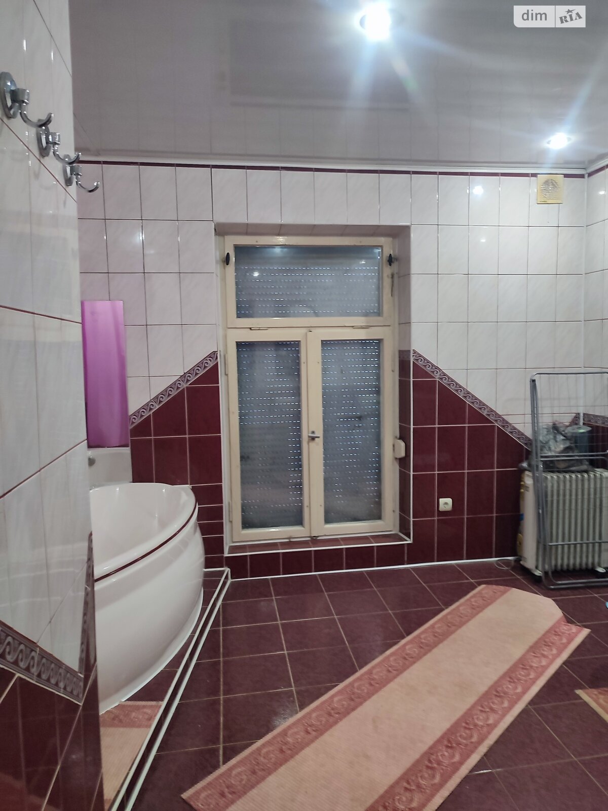 двухэтажный дом с отоплением, 164 кв. м, кирпич. Продажа в Тернополе район Центр фото 1