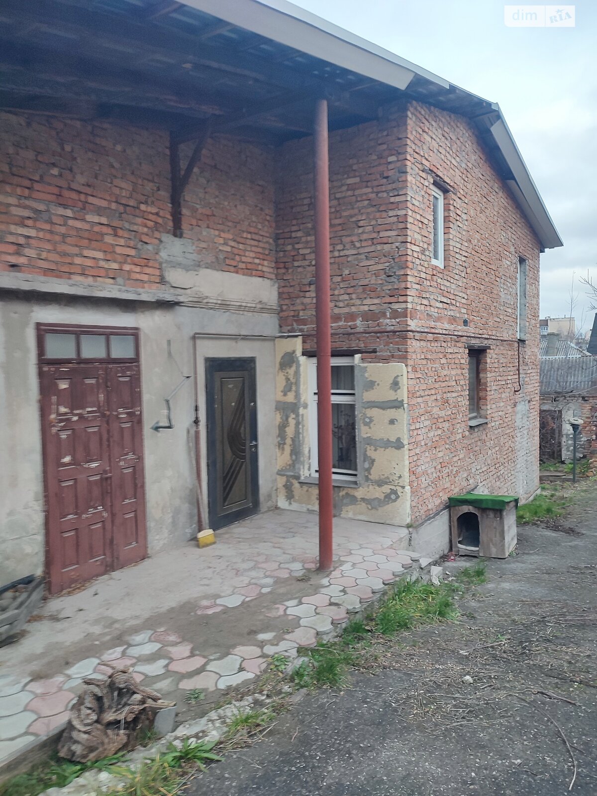 двухэтажный дом с отоплением, 164 кв. м, кирпич. Продажа в Тернополе район Центр фото 1