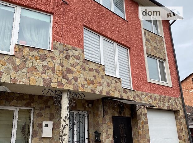 трехэтажный дом с камином, 280 кв. м, кирпич. Продажа в Тернополе район Центр фото 1 трехэтажный дом с камином, 280 кв. м, кирпич. Продажа в Тернополе район Центр фото 1