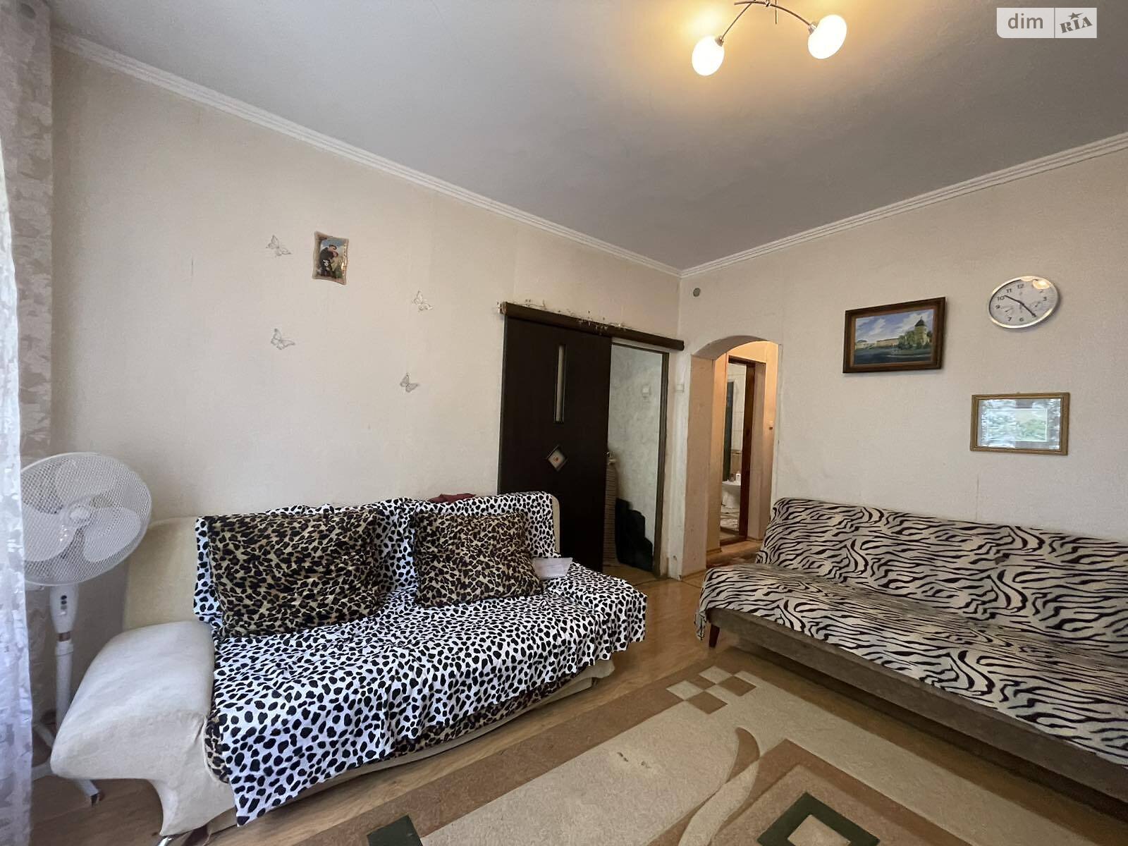 одноэтажный дом, 100 кв. м, кирпич. Продажа в Тернополе район Центр фото 1 одноэтажный дом, 100 кв. м, кирпич. Продажа в Тернополе район Центр фото 1