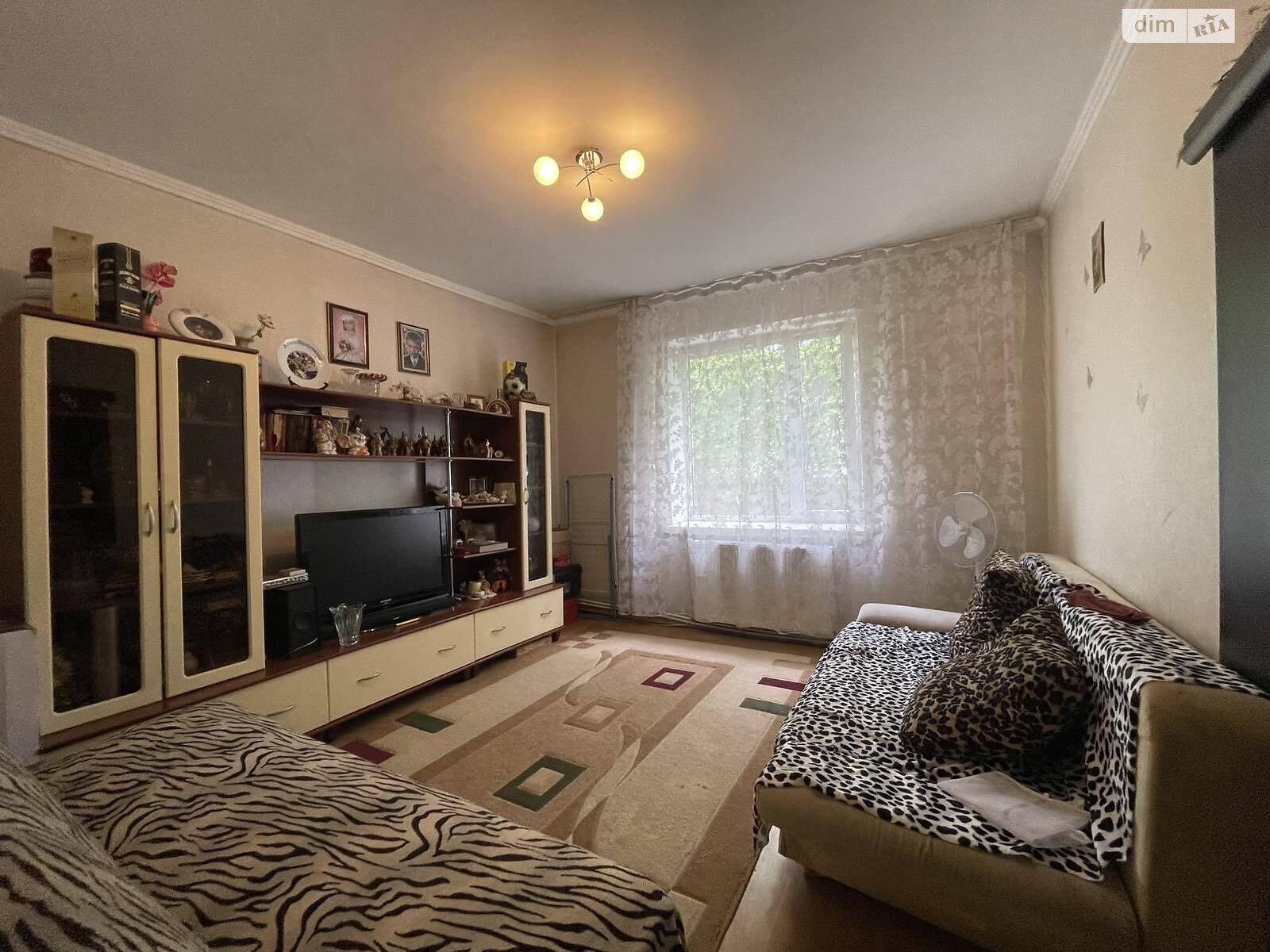 одноэтажный дом, 100 кв. м, кирпич. Продажа в Тернополе район Центр фото 1 одноэтажный дом, 100 кв. м, кирпич. Продажа в Тернополе район Центр фото 1