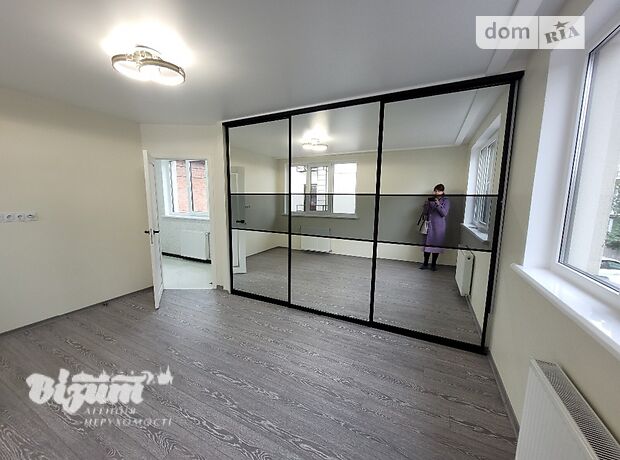 двухэтажный дом с ремонтом, 95 кв. м, кирпич. Продажа в Тернополе район Центр фото 1 двухэтажный дом с ремонтом, 95 кв. м, кирпич. Продажа в Тернополе район Центр фото 1