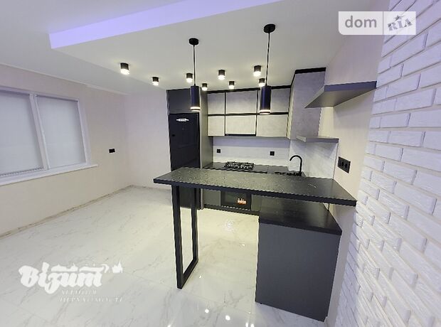 двухэтажный дом с ремонтом, 95 кв. м, кирпич. Продажа в Тернополе район Центр фото 1 двухэтажный дом с ремонтом, 95 кв. м, кирпич. Продажа в Тернополе район Центр фото 1
