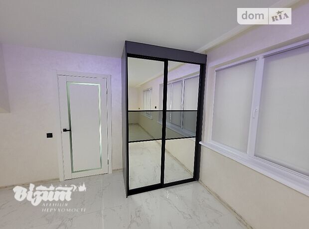 двухэтажный дом с ремонтом, 95 кв. м, кирпич. Продажа в Тернополе район Центр фото 1 двухэтажный дом с ремонтом, 95 кв. м, кирпич. Продажа в Тернополе район Центр фото 1