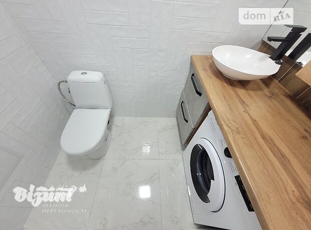 двухэтажный дом с ремонтом, 95 кв. м, кирпич. Продажа в Тернополе район Центр фото 1 двухэтажный дом с ремонтом, 95 кв. м, кирпич. Продажа в Тернополе район Центр фото 1