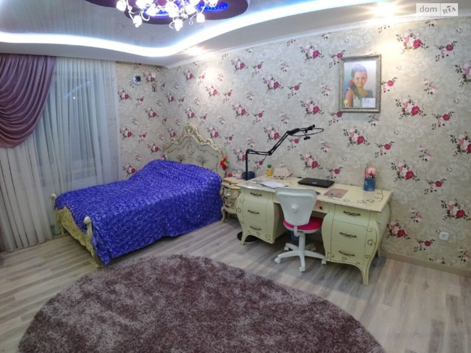 трехэтажный дом, 256.7 кв. м, кирпич. Продажа в Тернополе район Центр фото 1