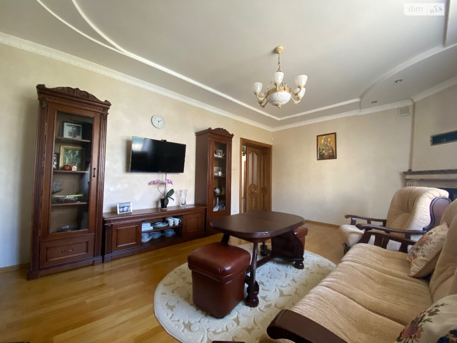 двухэтажный дом с ремонтом, 284 кв. м, кирпич. Продажа в Тернополе район Восточный фото 1