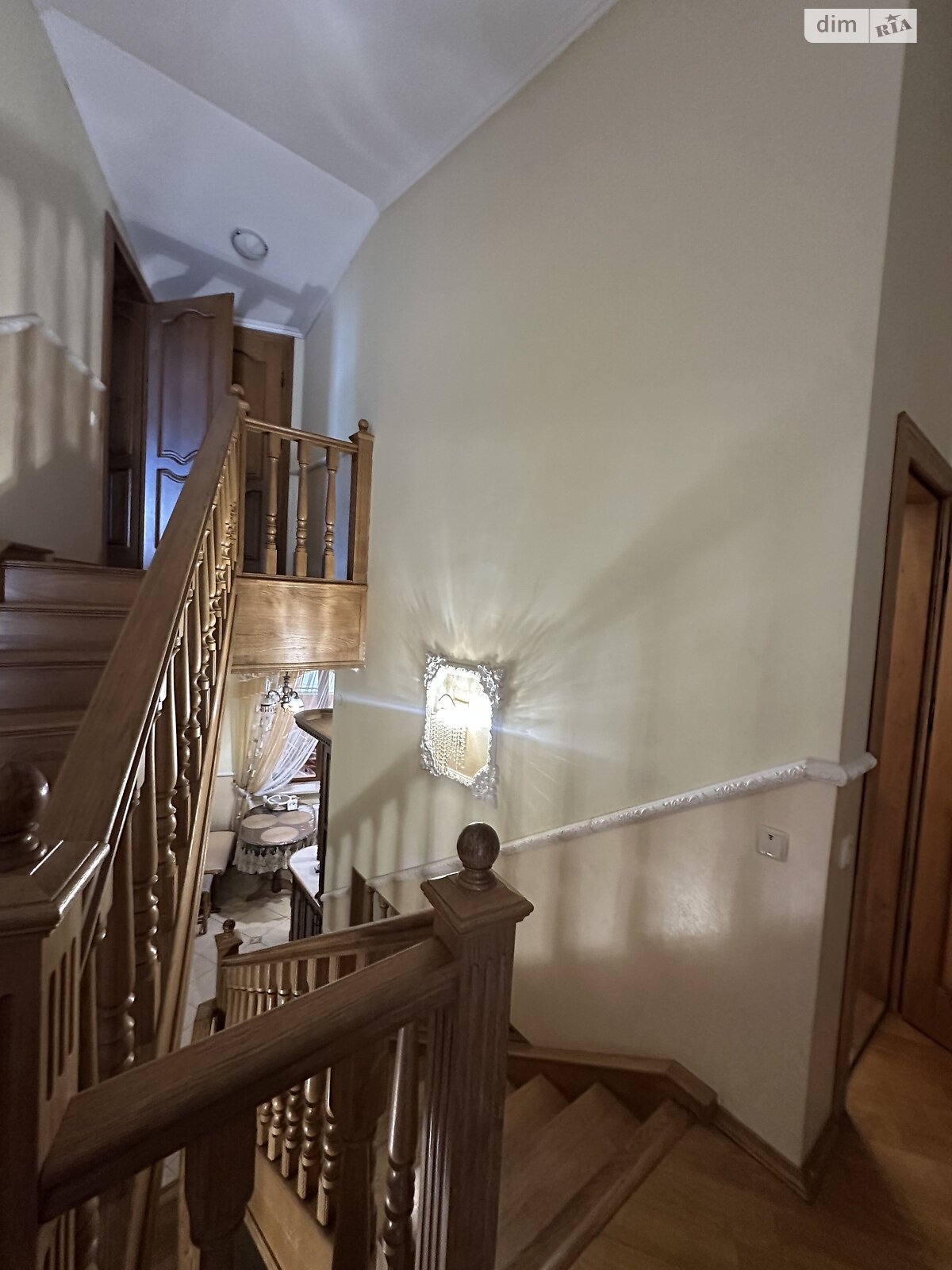 двухэтажный дом, 344 кв. м, кирпич. Продажа в Тернополе район Восточный фото 1 двухэтажный дом, 344 кв. м, кирпич. Продажа в Тернополе район Восточный фото 1
