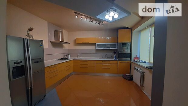 двухэтажный дом с камином, 500 кв. м, кирпич. Продажа в Тернополе район Восточный фото 1 двухэтажный дом с камином, 500 кв. м, кирпич. Продажа в Тернополе район Восточный фото 1