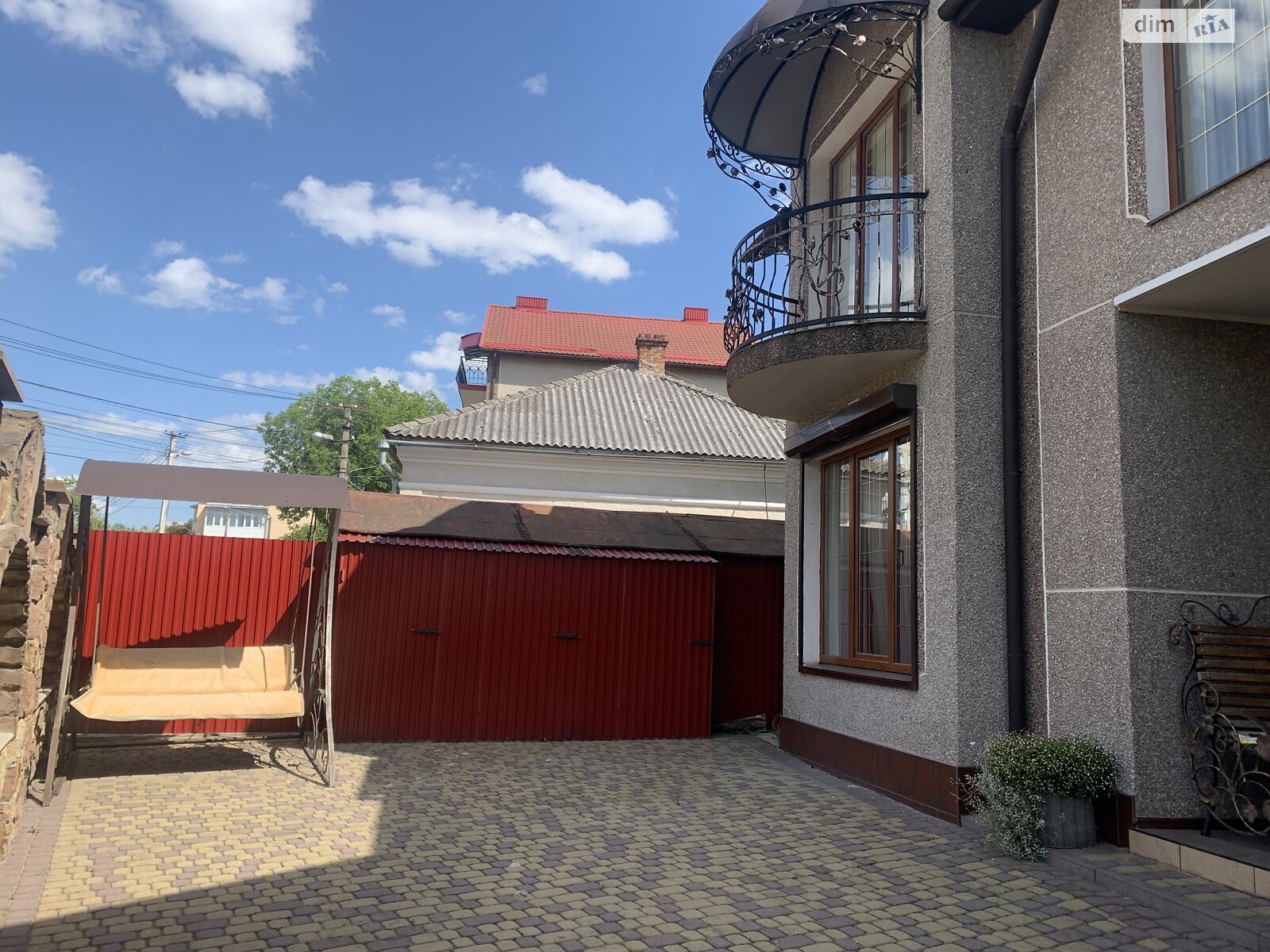 двоповерховий будинок, 299 кв. м, кирпич. Продаж в Тернополі, район Східний фото 1 двоповерховий будинок, 299 кв. м, кирпич. Продаж в Тернополі, район Східний фото 1