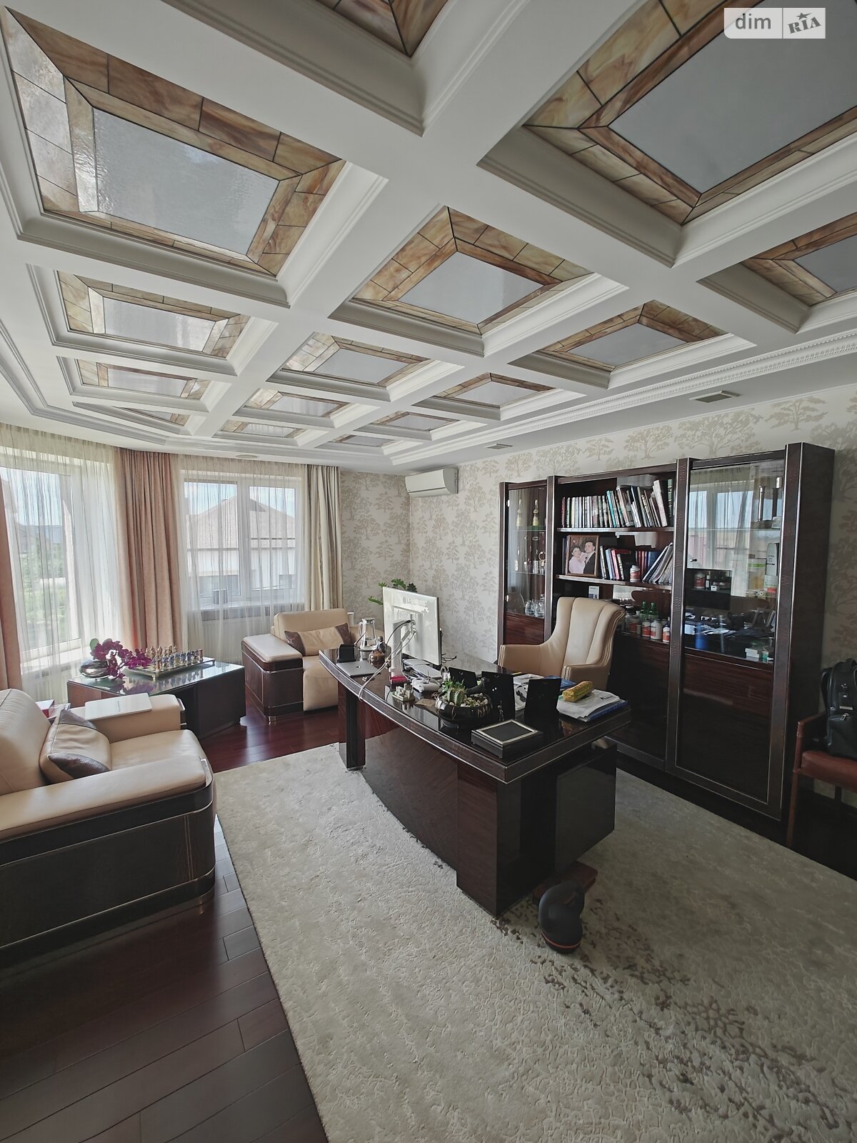 трехэтажный дом беседка, 710 кв. м, кирпич. Продажа в Тернополе фото 1