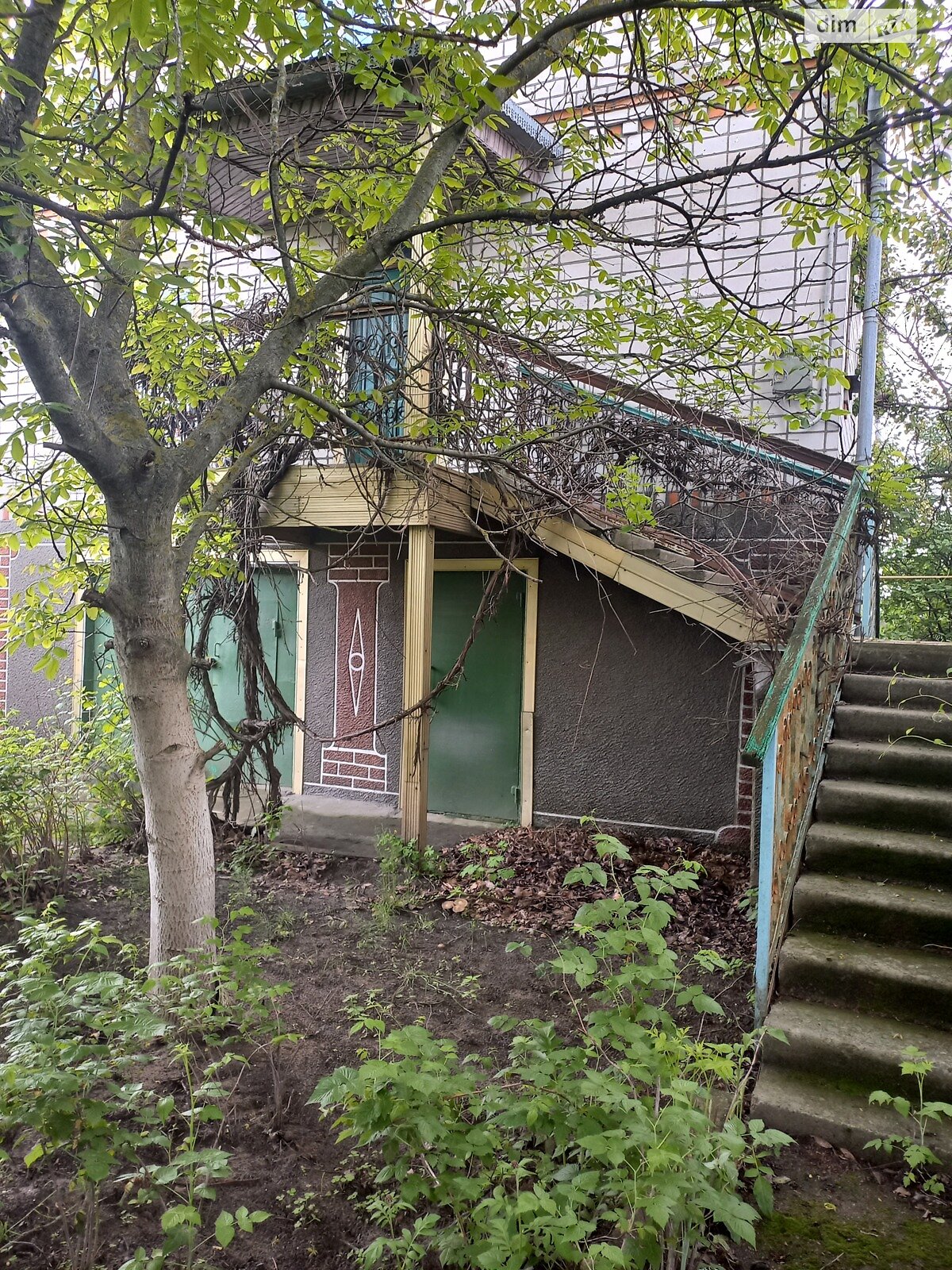 триповерховий будинок з опаленням, 204 кв. м, цегла. Продаж у Тетерівці фото 1 триповерховий будинок з опаленням, 204 кв. м, цегла. Продаж у Тетерівці фото 1