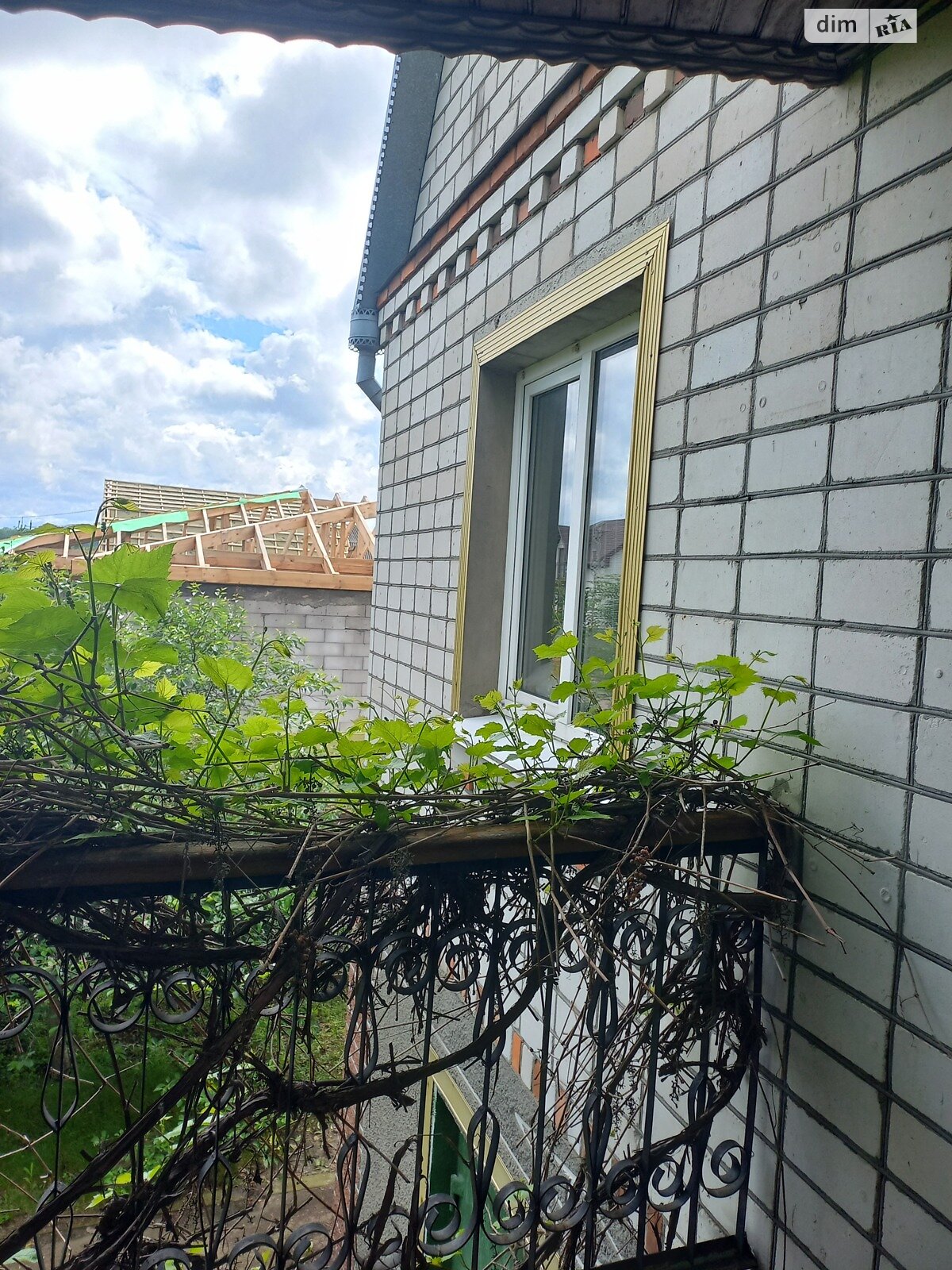 триповерховий будинок з опаленням, 204 кв. м, цегла. Продаж у Тетерівці фото 1 триповерховий будинок з опаленням, 204 кв. м, цегла. Продаж у Тетерівці фото 1