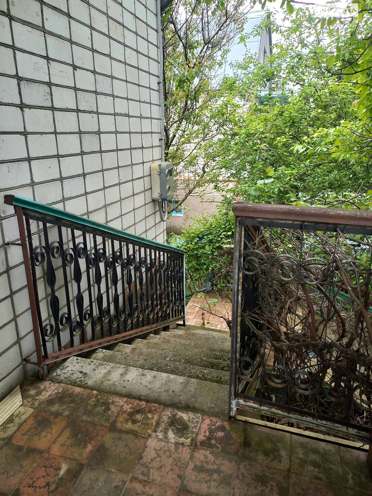 триповерховий будинок з опаленням, 204 кв. м, цегла. Продаж у Тетерівці фото 1 триповерховий будинок з опаленням, 204 кв. м, цегла. Продаж у Тетерівці фото 1
