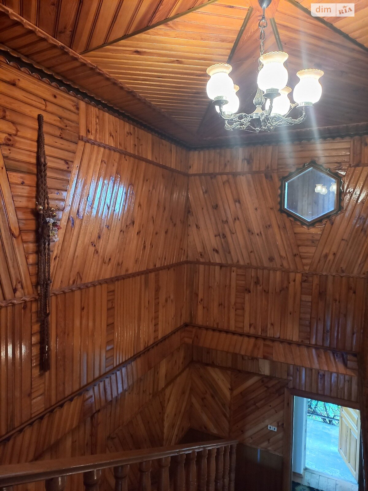 триповерховий будинок з опаленням, 204 кв. м, цегла. Продаж у Тетерівці фото 1 триповерховий будинок з опаленням, 204 кв. м, цегла. Продаж у Тетерівці фото 1