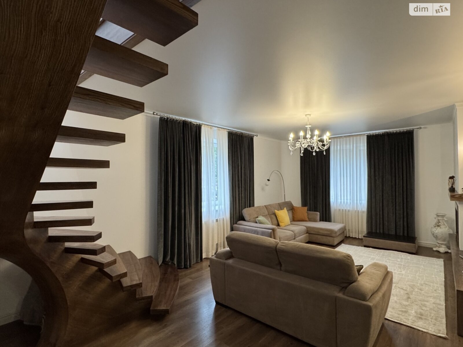 двухэтажный дом с верандой, 269 кв. м, кирпич. Продажа в Тетеревке фото 1 двухэтажный дом с верандой, 269 кв. м, кирпич. Продажа в Тетеревке фото 1