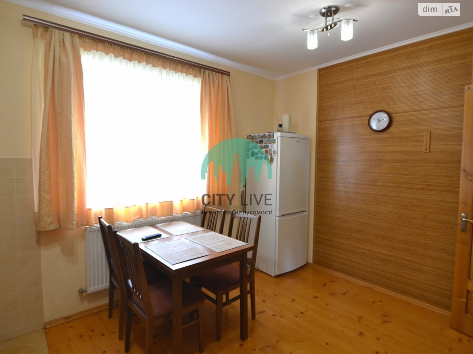 двухэтажный дом, 155 кв. м, кирпич. Продажа в Тлумаче фото 1