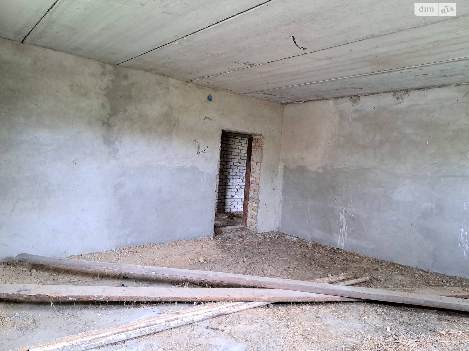 одноэтажный дом с гаражом, 200 кв. м, кирпич. Продажа в Томаковке район Томаковка фото 1 одноэтажный дом с гаражом, 200 кв. м, кирпич. Продажа в Томаковке район Томаковка фото 1