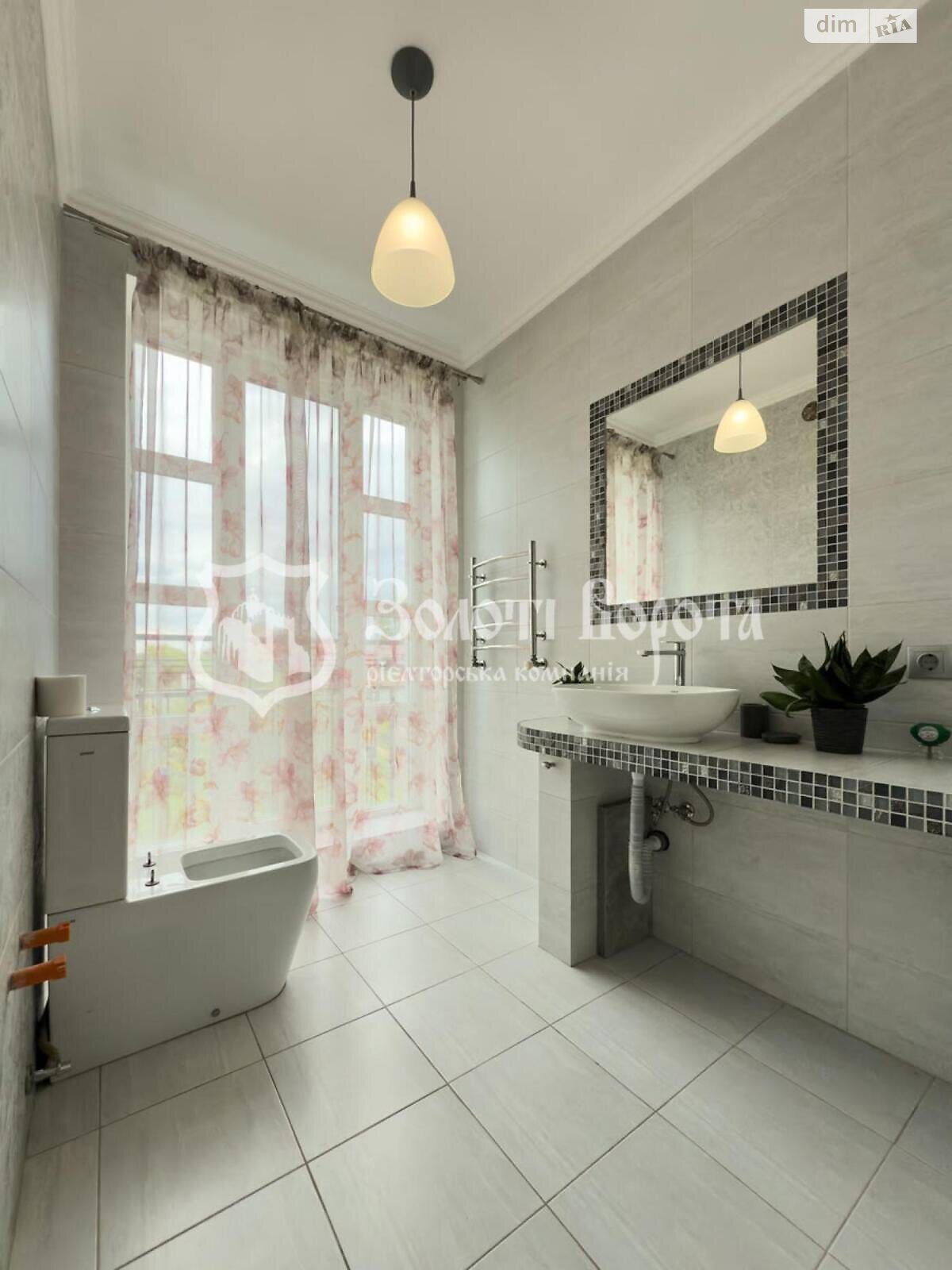 двухэтажный дом, 206.4 кв. м, кирпич. Продажа в Требухове фото 1 двухэтажный дом, 206.4 кв. м, кирпич. Продажа в Требухове фото 1