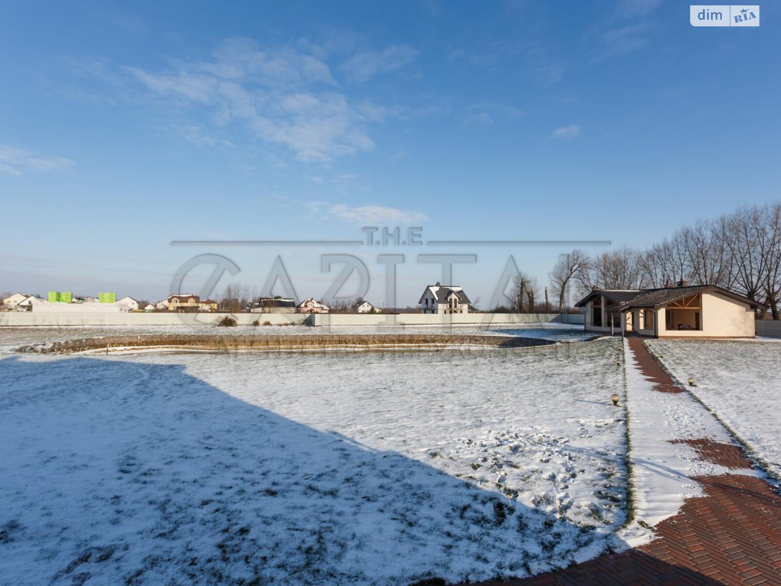 двоповерховий будинок з гаражем, 369.6 кв. м, цегла. Продаж у Требухові фото 1 двоповерховий будинок з гаражем, 369.6 кв. м, цегла. Продаж у Требухові фото 1