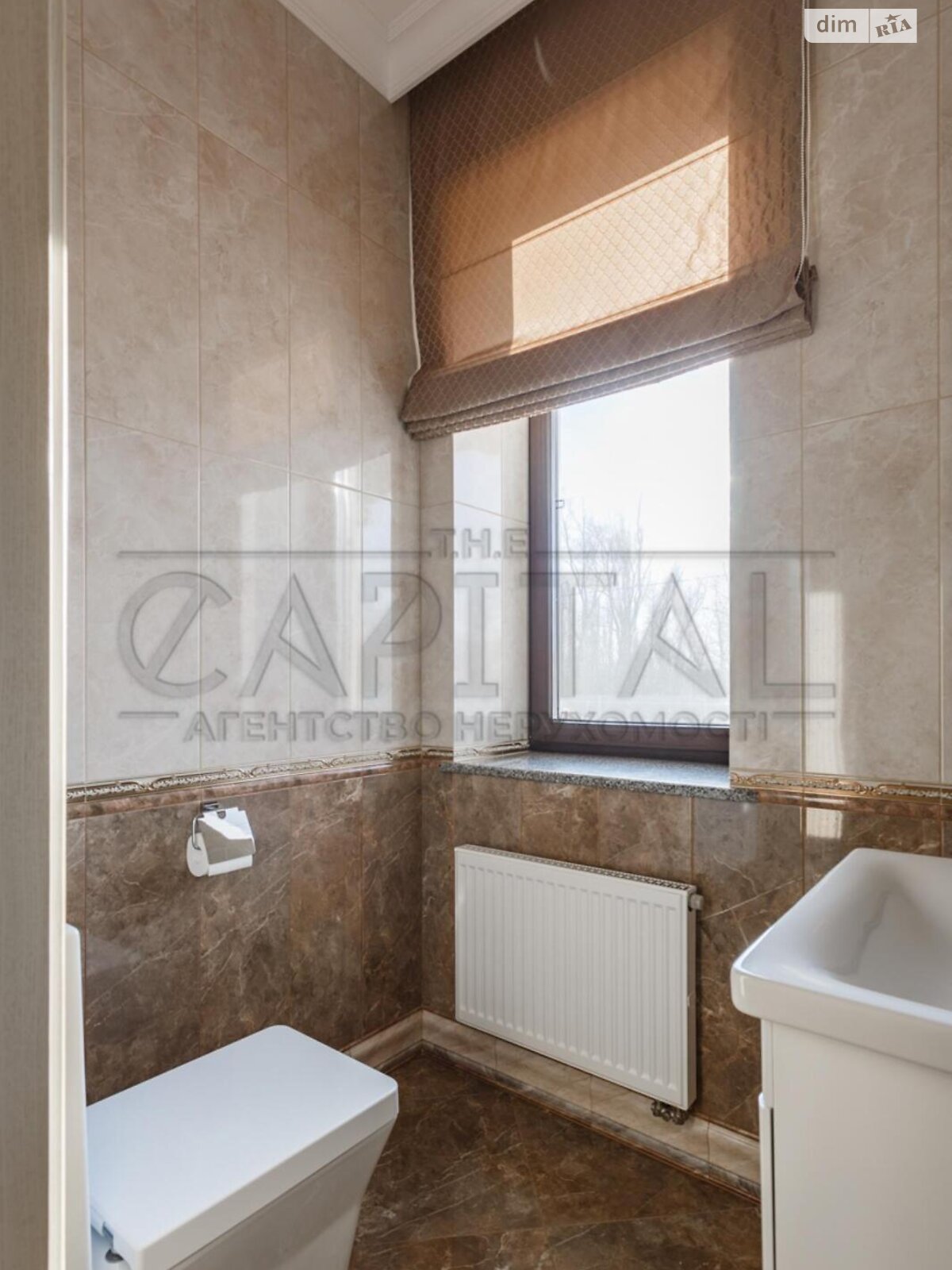 двоповерховий будинок з гаражем, 369.6 кв. м, цегла. Продаж у Требухові фото 1 двоповерховий будинок з гаражем, 369.6 кв. м, цегла. Продаж у Требухові фото 1