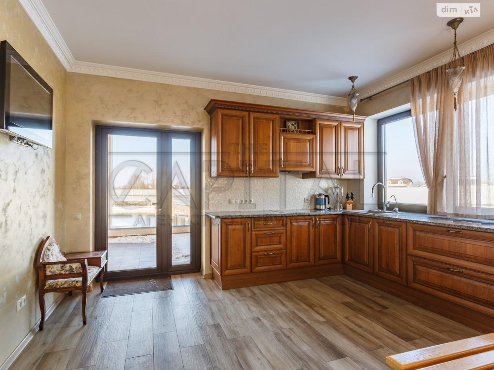 двоповерховий будинок з гаражем, 369.6 кв. м, цегла. Продаж у Требухові фото 1 двоповерховий будинок з гаражем, 369.6 кв. м, цегла. Продаж у Требухові фото 1