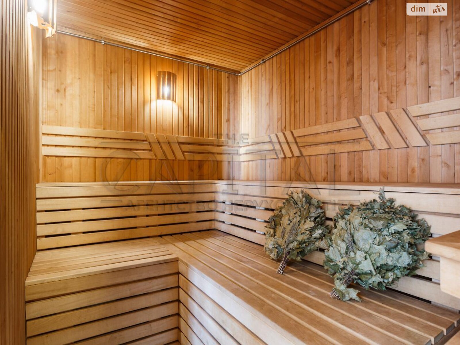 двухэтажный дом с гаражом, 369.6 кв. м, кирпич. Продажа в Требухове фото 1 двухэтажный дом с гаражом, 369.6 кв. м, кирпич. Продажа в Требухове фото 1