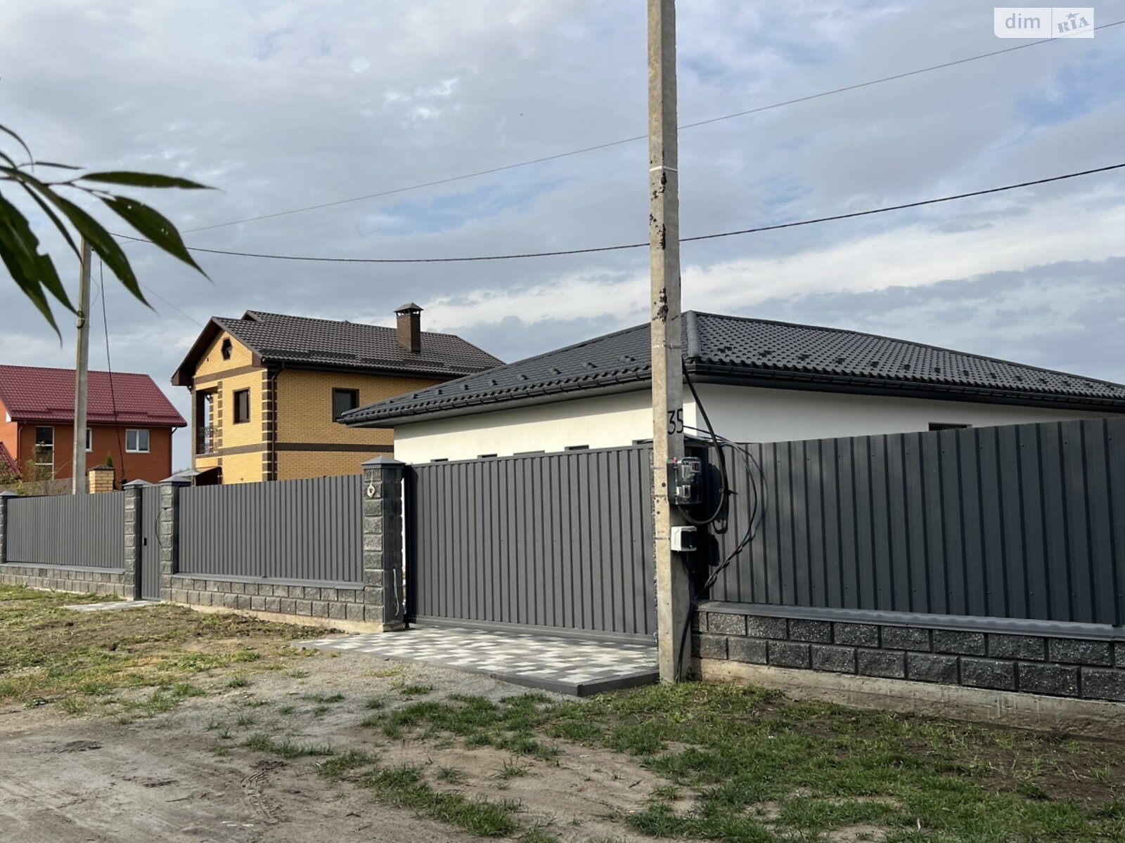 одноэтажный дом с отоплением, 103.1 кв. м, кирпич. Продажа в Требухове фото 1 одноэтажный дом с отоплением, 103.1 кв. м, кирпич. Продажа в Требухове фото 1