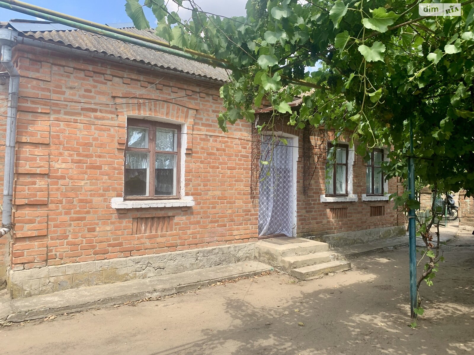 одноповерховий будинок з гаражем, 42 кв. м, цегла. Продаж у Троїцькому фото 1 одноповерховий будинок з гаражем, 42 кв. м, цегла. Продаж у Троїцькому фото 1