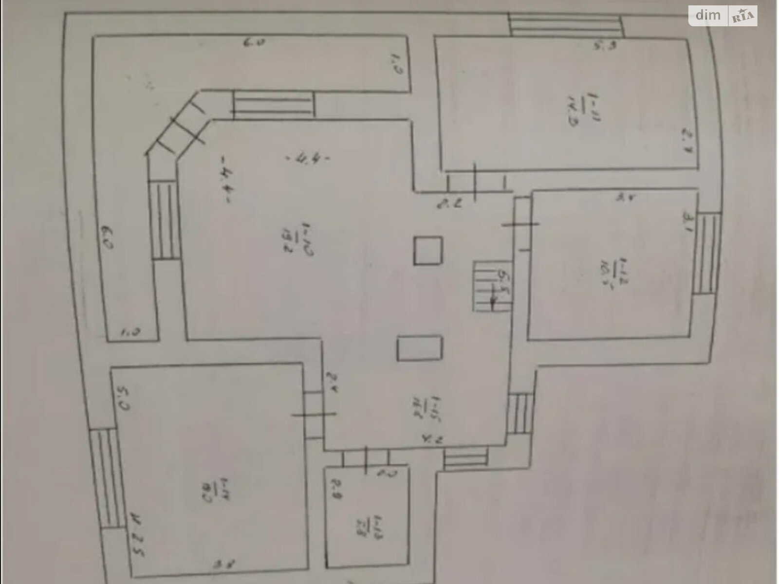 трехэтажный дом с гаражом, 287 кв. м, кирпич. Продажа в Тростянце район Тростянец фото 1