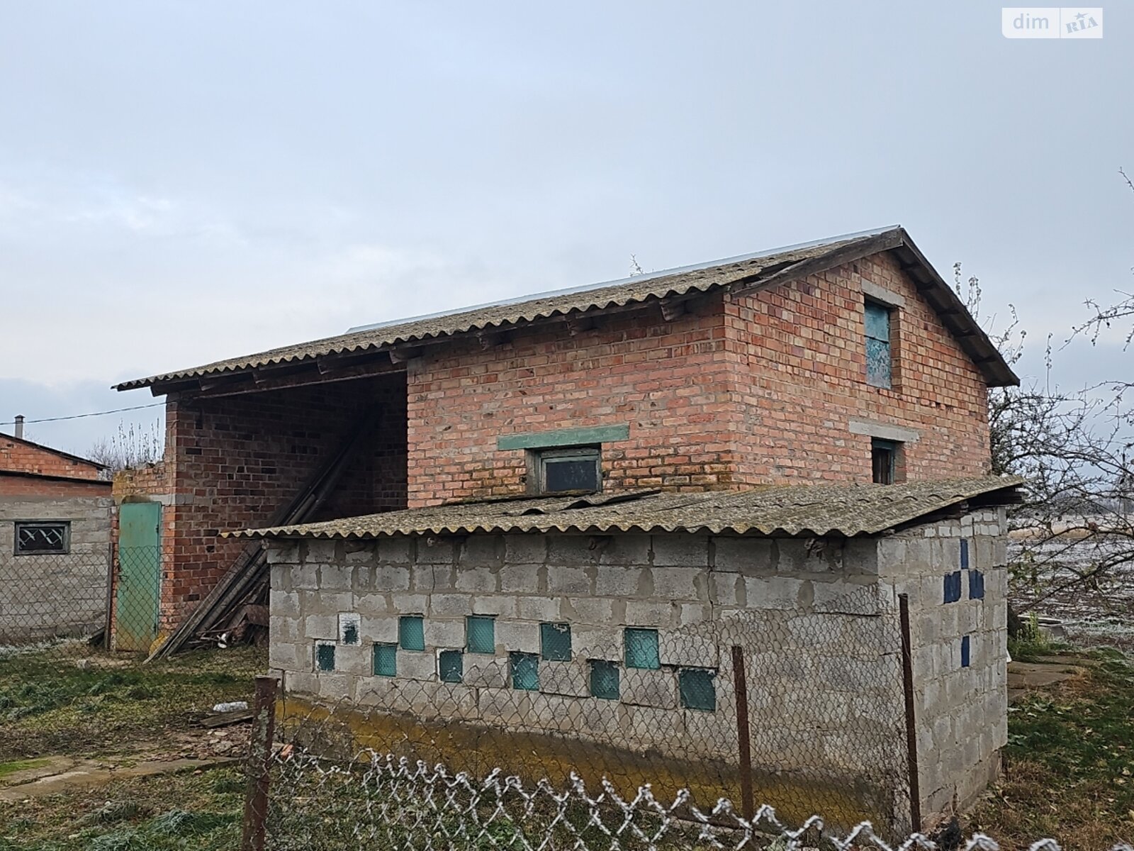 одноэтажный дом с гаражом, 93.9 кв. м, кирпич. Продажа в Трубивщине фото 1 одноэтажный дом с гаражом, 93.9 кв. м, кирпич. Продажа в Трубивщине фото 1