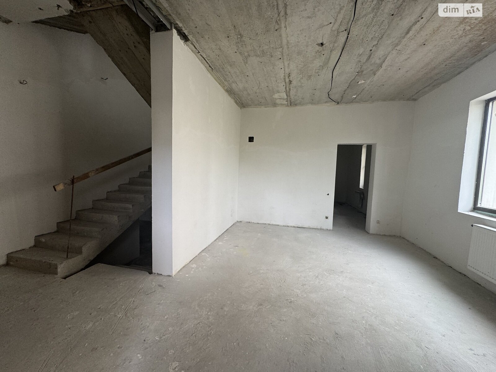 двухэтажный дом с верандой, 246 кв. м, кирпич. Продажа в Трускавце фото 1 двухэтажный дом с верандой, 246 кв. м, кирпич. Продажа в Трускавце фото 1