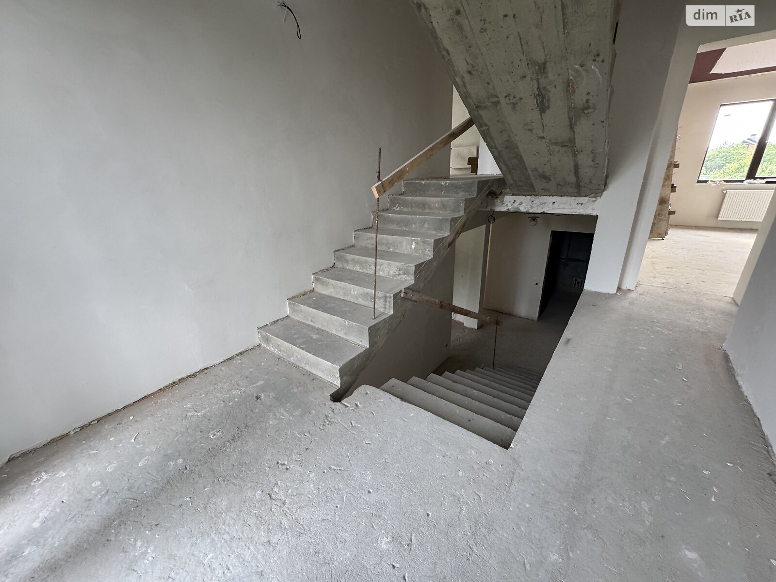 двухэтажный дом с верандой, 246 кв. м, кирпич. Продажа в Трускавце фото 1 двухэтажный дом с верандой, 246 кв. м, кирпич. Продажа в Трускавце фото 1