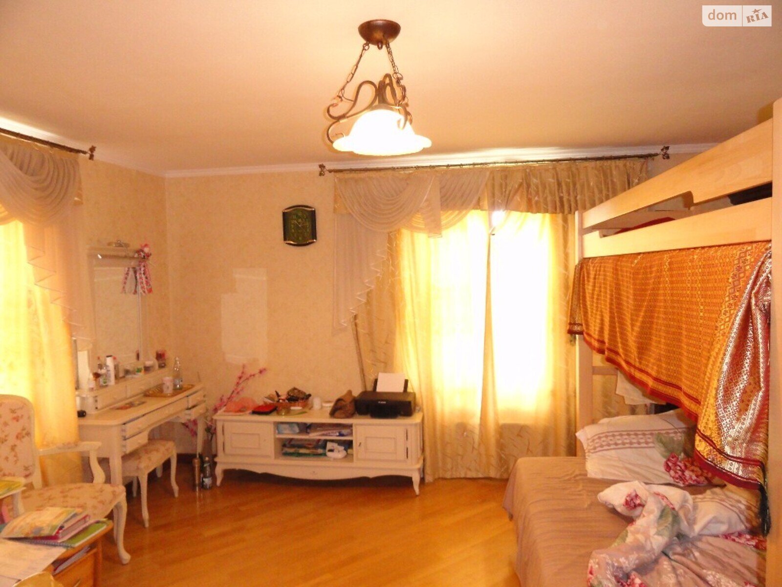 двухэтажный дом веранда, 499.6 кв. м, кирпич. Продажа в Царском Селе фото 1