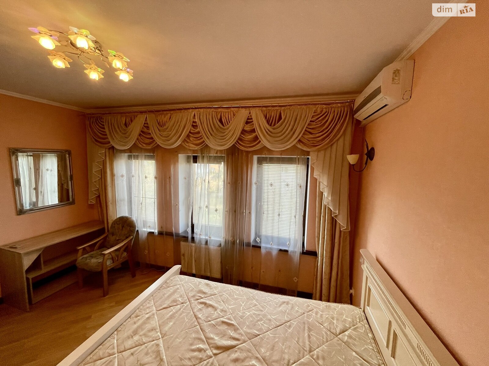 двухэтажный дом с верандой, 300 кв. м, кирпич. Продажа в Виннице фото 1 двухэтажный дом с верандой, 300 кв. м, кирпич. Продажа в Виннице фото 1