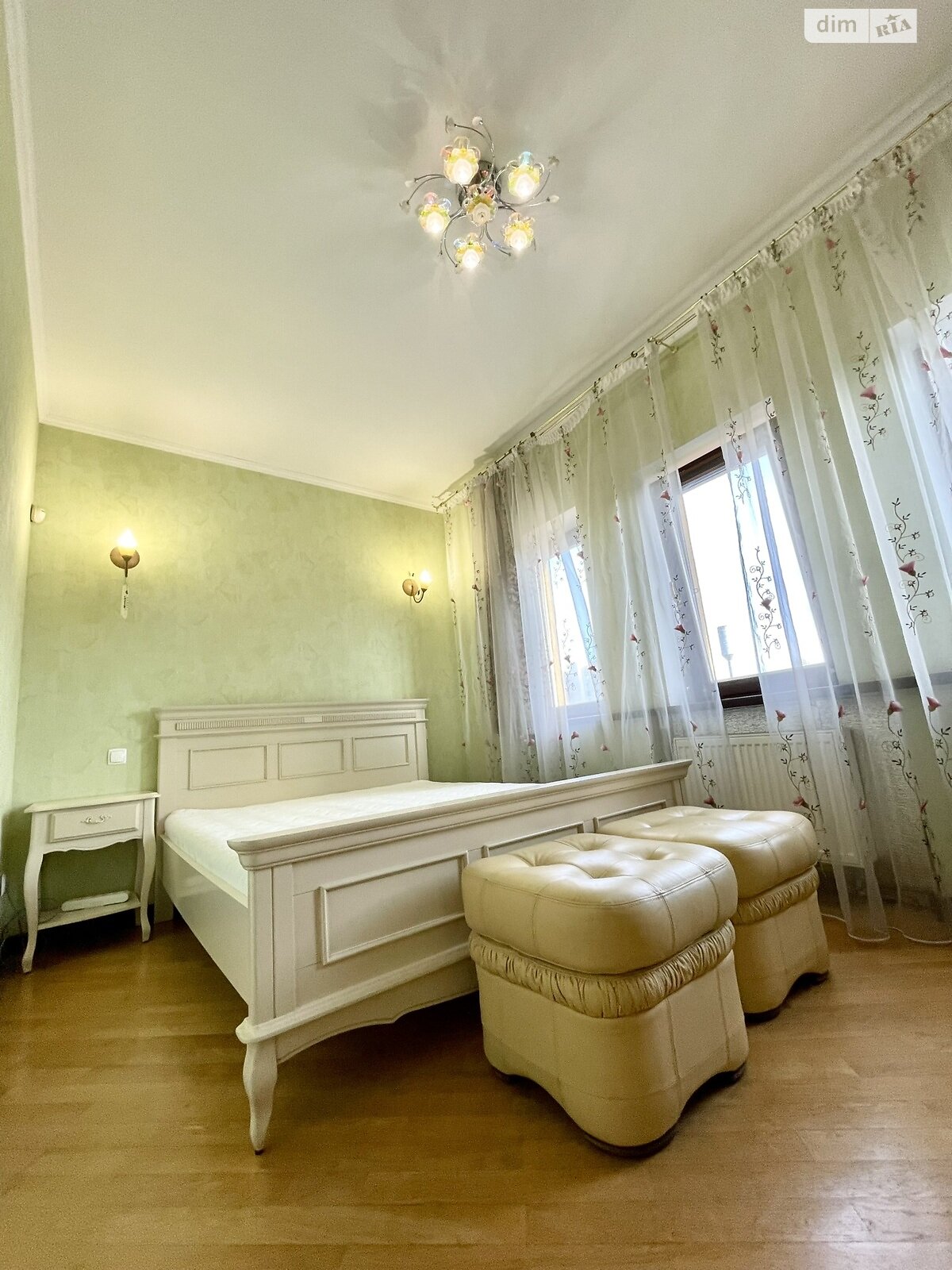 двухэтажный дом с верандой, 300 кв. м, кирпич. Продажа в Виннице фото 1 двухэтажный дом с верандой, 300 кв. м, кирпич. Продажа в Виннице фото 1