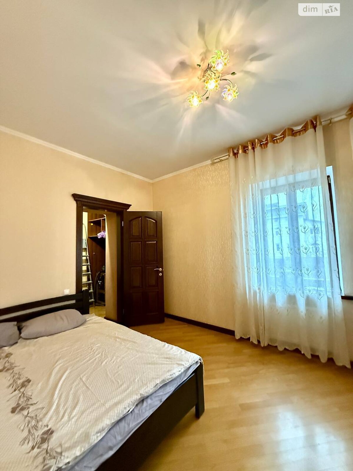 двухэтажный дом с верандой, 300 кв. м, кирпич. Продажа в Виннице фото 1 двухэтажный дом с верандой, 300 кв. м, кирпич. Продажа в Виннице фото 1