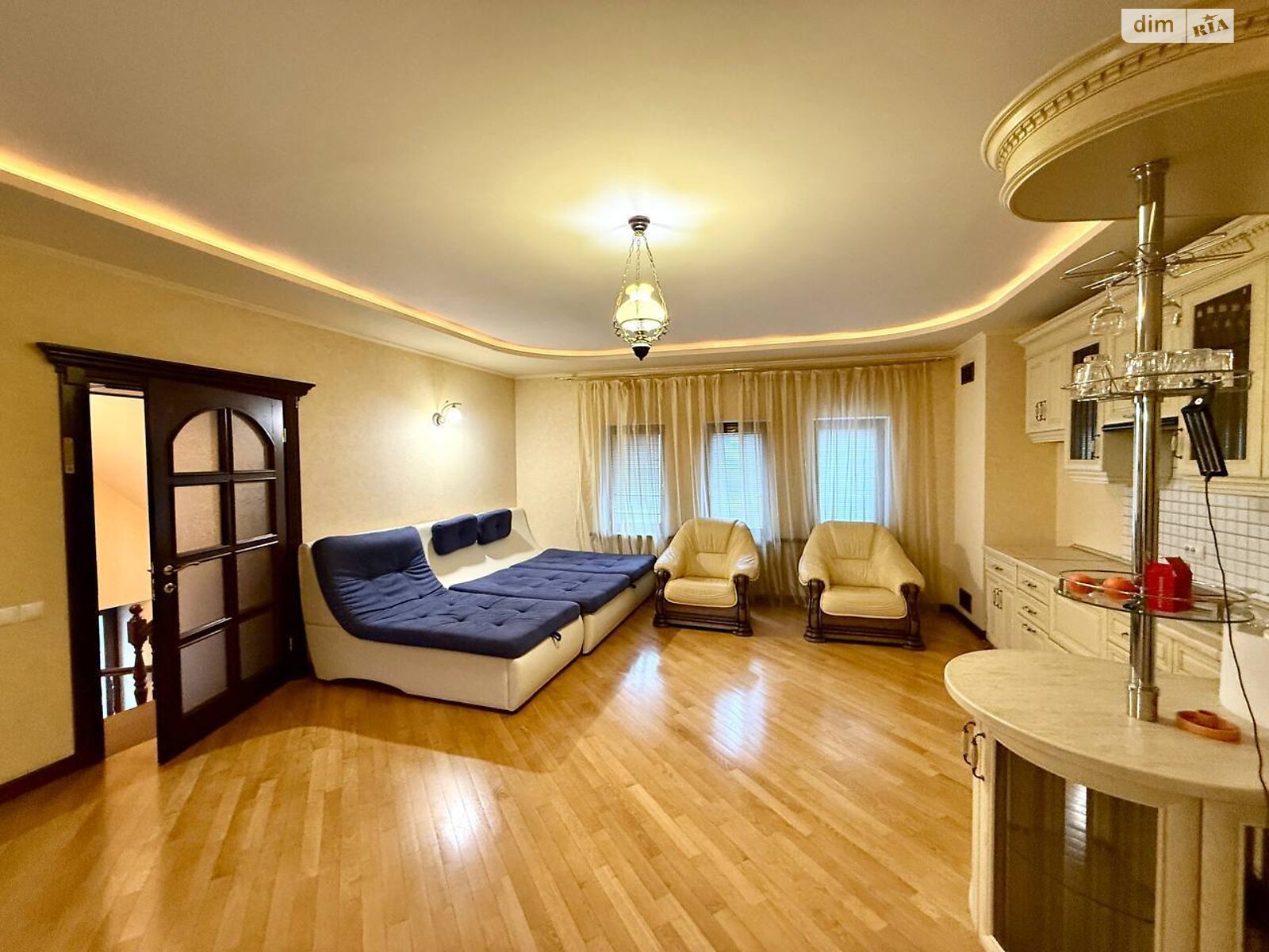 двухэтажный дом с верандой, 300 кв. м, кирпич. Продажа в Виннице фото 1 двухэтажный дом с верандой, 300 кв. м, кирпич. Продажа в Виннице фото 1
