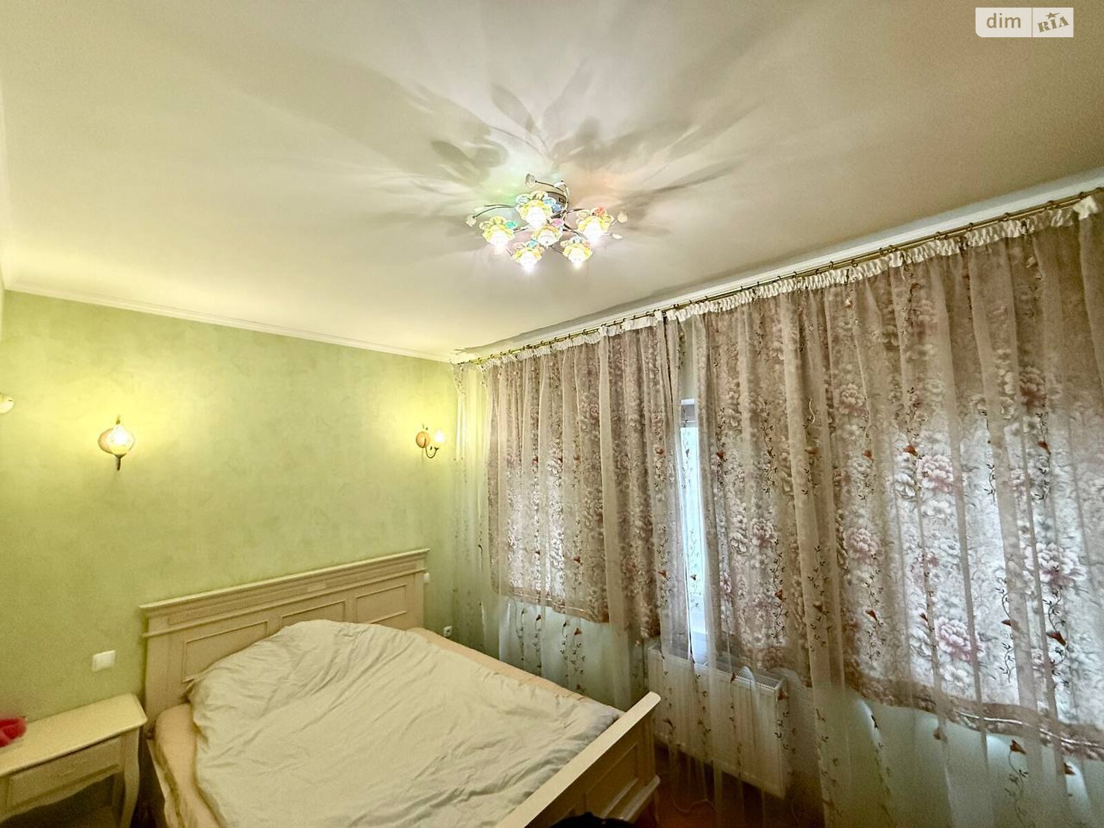 двухэтажный дом с верандой, 300 кв. м, кирпич. Продажа в Виннице фото 1 двухэтажный дом с верандой, 300 кв. м, кирпич. Продажа в Виннице фото 1