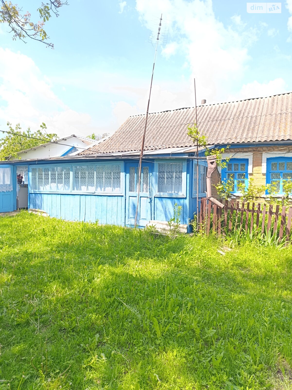 одноповерховий будинок з опаленням, 66.7 кв. м, глинобитний. Продаж у Цвіжині фото 1 одноповерховий будинок з опаленням, 66.7 кв. м, глинобитний. Продаж у Цвіжині фото 1