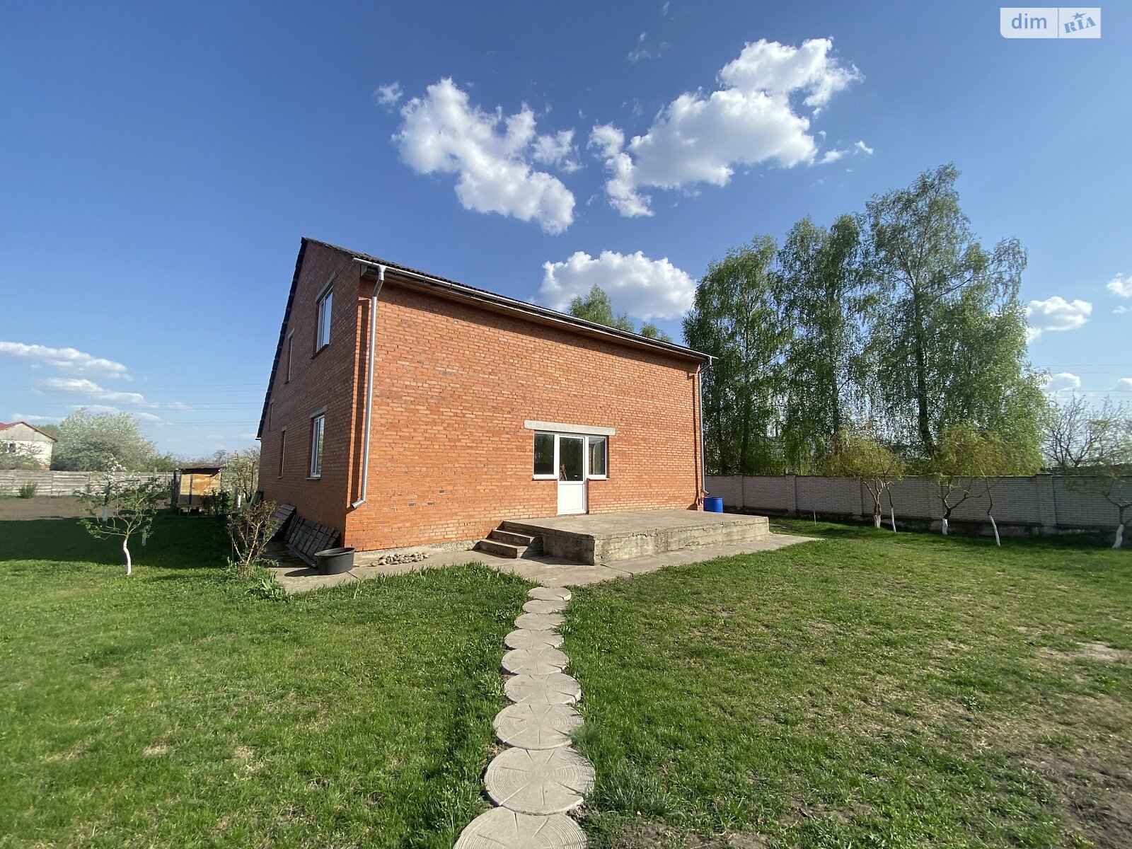 двоповерховий будинок з гаражем, 203.82 кв. м, кирпич. Продаж у Турбовом фото 1 двоповерховий будинок з гаражем, 203.82 кв. м, кирпич. Продаж у Турбовом фото 1