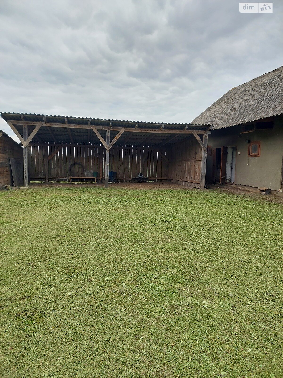 одноповерховий будинок, 75 кв. м, дерево та цегла. Продаж у Туринці фото 1