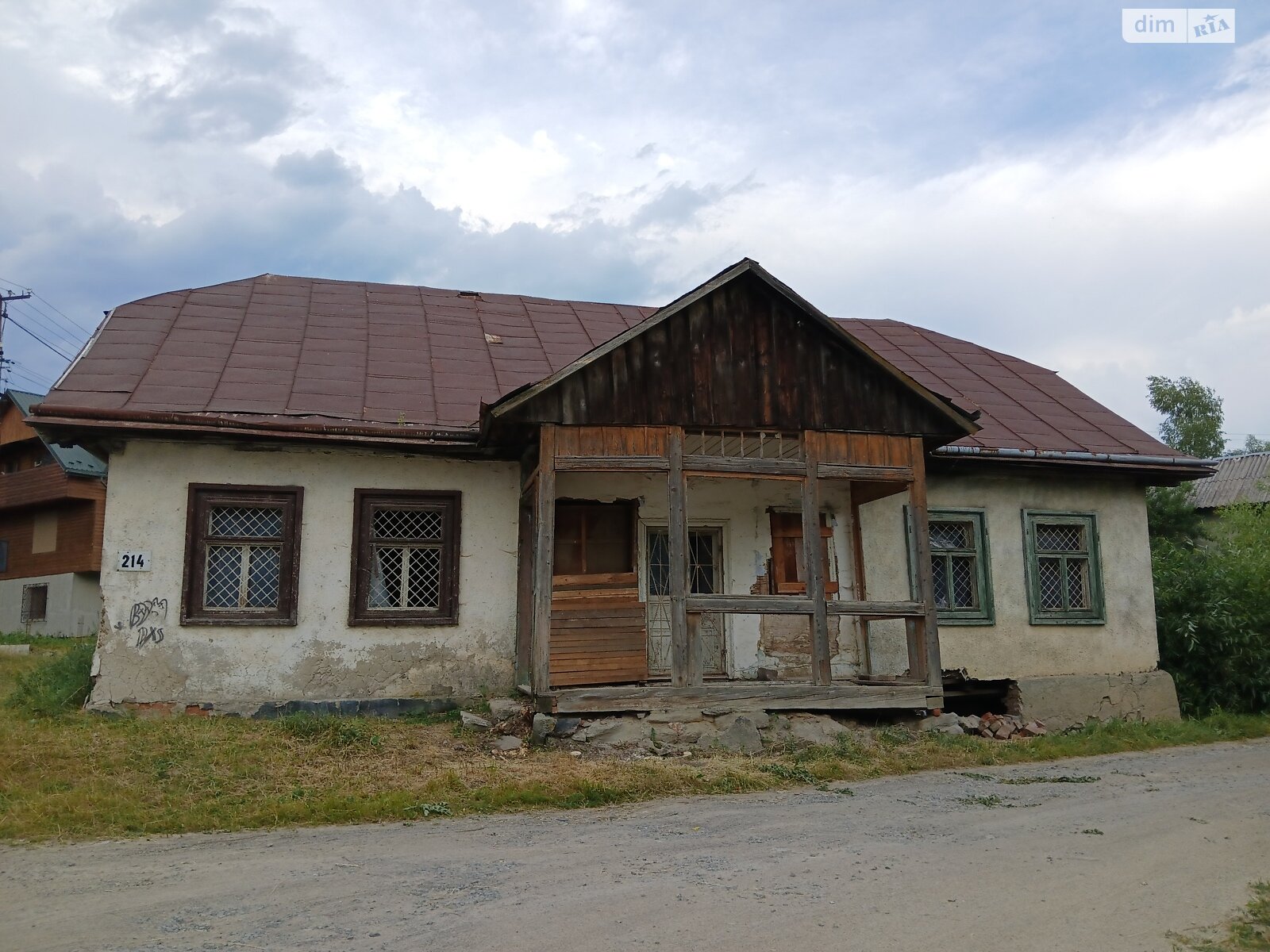 одноэтажный дом, 139 кв. м, дерево и кирпич. Продажа в Турке фото 1 одноэтажный дом, 139 кв. м, дерево и кирпич. Продажа в Турке фото 1